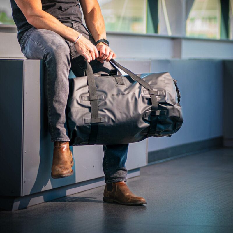 Faraday Dry Duffel Bag – Stealth Black 55L - Image 8